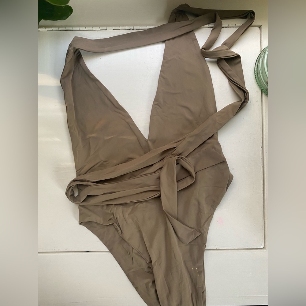 MYRA SWIM - Farrah One Piece Medium Fawn - Picture 2 of 12